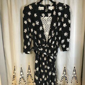 Vintage Liz Roberts Long Sleeve Gored skirt Flowery Dress Lace insert neck Sz 14